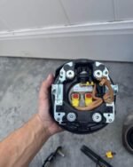 dashboard trim pieces and seatbelt assemblies, for a Jeep Wrangler/Gladiator models - Image 4