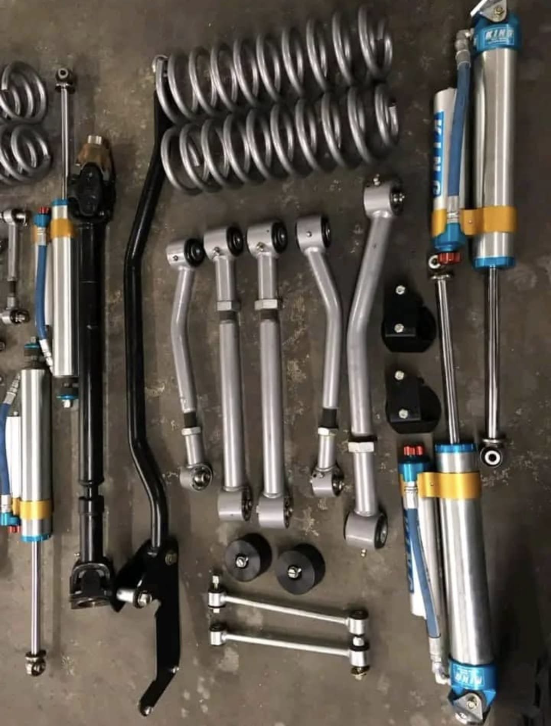 WhatsApp Image 2025-12-05 at 9.17.50 PM Carli Dominator 3.0 Suspension System for jeep wrangler/Gladiator models. - Image 1