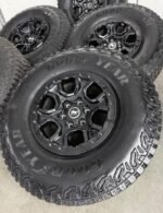 17in OEM ford bronco badlands beadlock wheels 315/70/17 - Image 2