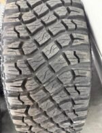 17in OEM ford bronco badlands beadlock wheels 315/70/17 - Image 4